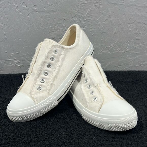 🔥🔥 Sincerely Jules “Vinnie” White no Lace Slip-On Sneakers Sz 10M - PERFECT! - Picture 1 of 13